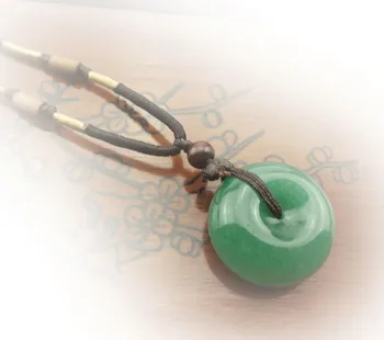 Naturlig grøn jade vedhæng sikker runde jade halskæde til mænd, halskæder til kvinder vedhæng jadeite jade smykker