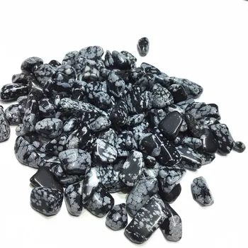 Naturlig sne sort obsidian crystal poleret væltede sten