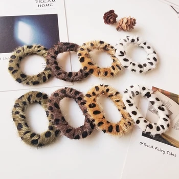 Efteråret og vinteren leopard mønster-imitation mink hair runde elliptiske DIY håndlavede smykker tilbehør øre vedhæng materiale