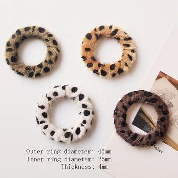 Efteråret og vinteren leopard mønster-imitation mink hair runde elliptiske DIY håndlavede smykker tilbehør øre vedhæng materiale