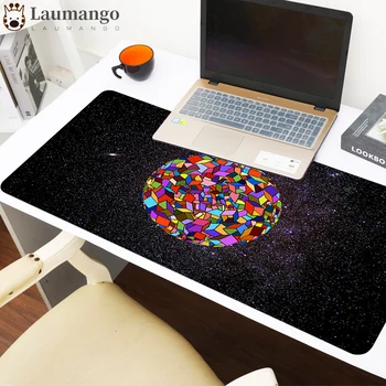 Spillet afspiller stor størrelse gummi spil musemåtte univers planet tastatur tabel pad