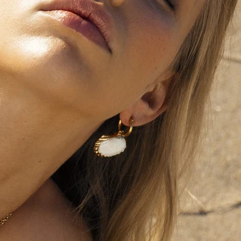 Boho naturlige muslingeskaller cowrie shell drop øreringe design boucles d oreille femme lille hoop øreringe, smykker, guld bijoux hoops