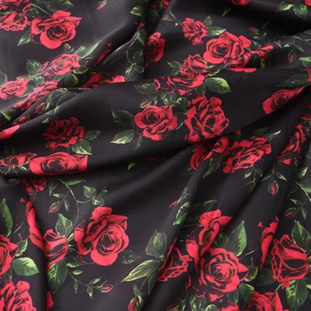 140CM Bred, 19MM Rød Rose Print Sort Silke Stof til Sommeren Lang og Kort Kjole Skjorte, Bukser H607
