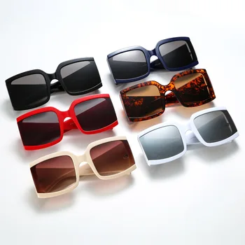 GIFANSEE Overdimensionerede Square Solbriller Kvinder Nitte Briller designer Spejl 2020 Mærke Mænd Brillerne Kvindelige Vintage Bred Ben Nuancer