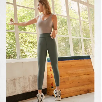 Jumpsuits Til Kvinder Sportstøj Af Høj Elastisk Fitness Yoga Sæt Med Brystet Puder Professionel Yoga Push Up Træningsdragter Nylon Yoga Passer