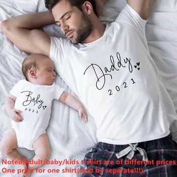 Familie Ser Beklædning Nye År 2021 Daddy Graviditet Bekendtgørelse T-shirts Matchende Udstyr Sommeren Mor Og Baby Pige