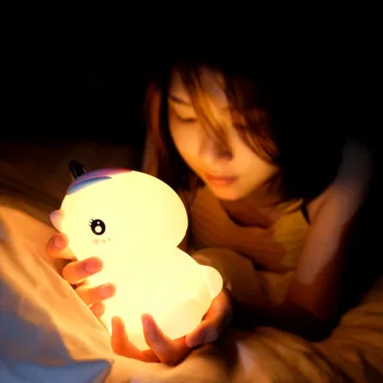 Unicorn LED Nat Lys Touch Sensor Farverige USB-Genopladelige Tegnefilm Silikone Soveværelse sengelampe for Børn Baby Gave