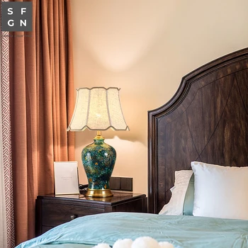 Kobber bordlampe Amerikansk stil til stuen Jingdezhen keramisk lampe luksus Soveværelse sengelampe indrettet led-lamper 24437
