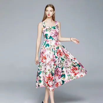 Nye ankomst 2020 Sommeren Bane Kvinder Spaghetti Strop slank maxi Kjole Elegant Floral Trykt Plisserede Kvindelige Lange Kjoler vestidos