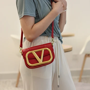 Queenie Fashion Taske Brev-V Serpentine Personlighed Design Bag sadeltaske Wild Chic Skulder Messenger Taske til Kvinder Tidevandet Mini