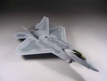 Hasegawa Hobbyboss Academy Skala 1/72 AMERIKANSKE F-22 Raptor Kampfly Fly Fly Fly Vise Toy Plast Samling Model Kit