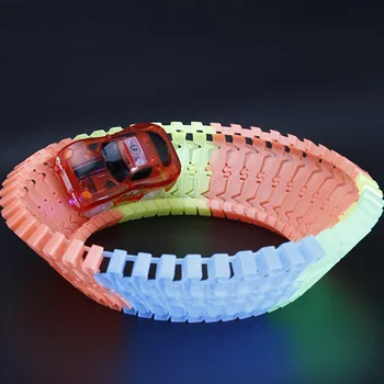 Bil Race Track Magiske Glød Spor DIY LED Blinkende Lys Bil Legetøj racerbil Styr Legetøj for Børn
